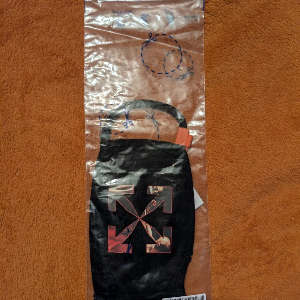 Off-White Black and Red Graphic Face Mask